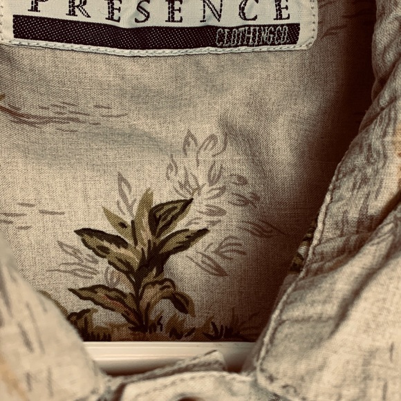 Presence Hawaiian Shirt Sz M Palm Hibiscus Cotton - Picture 3 of 8